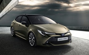 Новый Toyota Auris получит мощную гибридную версию