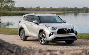 Новый Toyota Highlander привезут в Украину летом. Цена — «в личку»