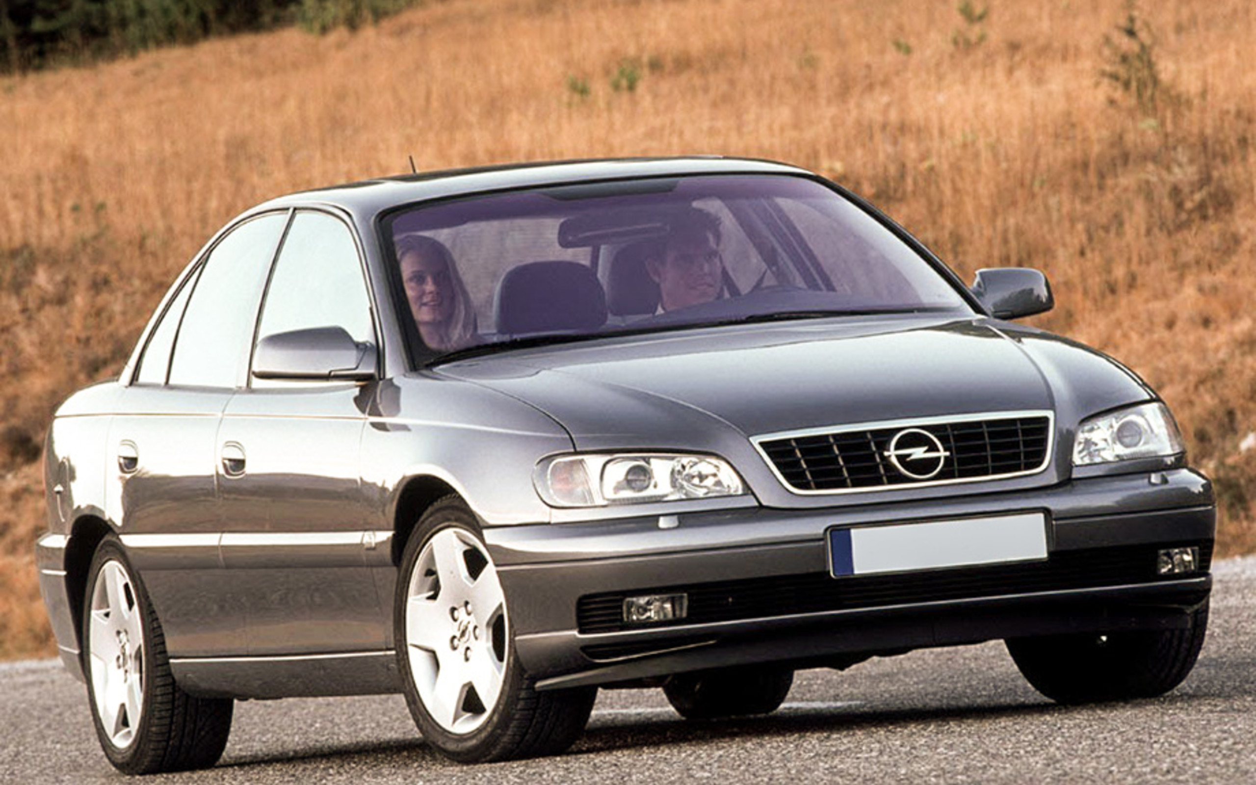Обзор б/у Opel Omega: Доступный капризный комфорт