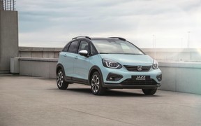 Он вам не внедорожник. Чего не стоит ждать от Honda Jazz Crosstar? ВИДЕО