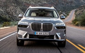 Оновлений BMW X7: за скільки в Україні?