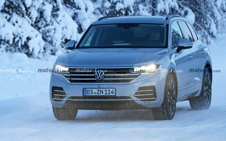 Оновлений Volkswagen Touareg помітили під час тестів