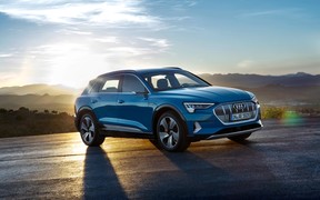 От 80 тыс евро: серийный электрокар Audi e-tron официально презентован