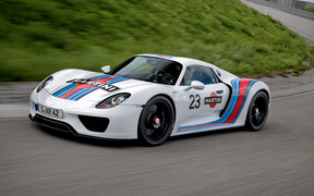 Парень угнал Porsche 918 Spyder стоимостью $1,7 млн.