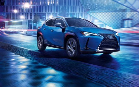 Первые фото и видео нового электромобиля из Японии - Lexus UX 300е