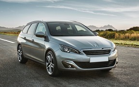 Peugeot 308 c пробегом. Что можно купить сейчас?