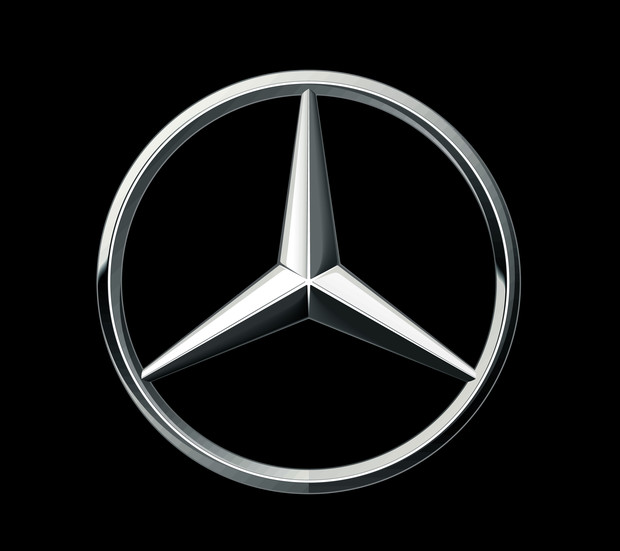 Пионервожатые: краткая история Daimler-Benz