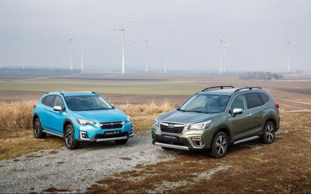 Скільки в гривнях? Оголошені ціни гібридних Subaru XV і Forester