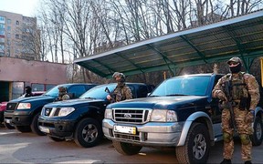 Полицейские Тернопольщины получили автомобили от меценатов