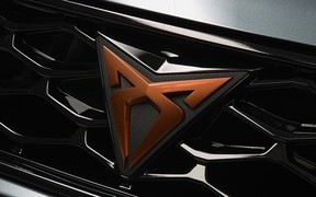 Попался! Купе-кроссовер Cupra представят этой весной