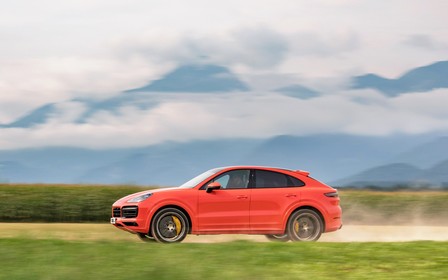 Porsche Cayenne Coupe Platinum Edition