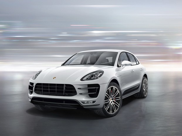 Porsche показала Macan 2016 модельного года