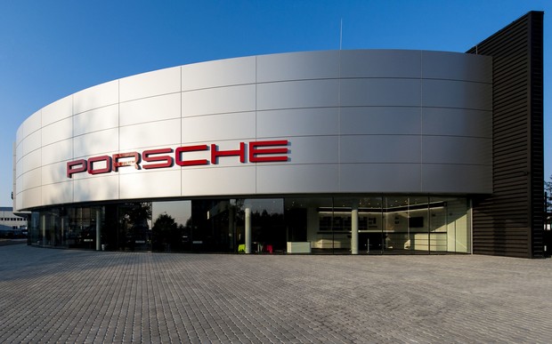Porsche во Львове: открыт новый дилерский центр 
