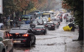 Потоп в Одессе: Из-за рекордных осадков город залит водой