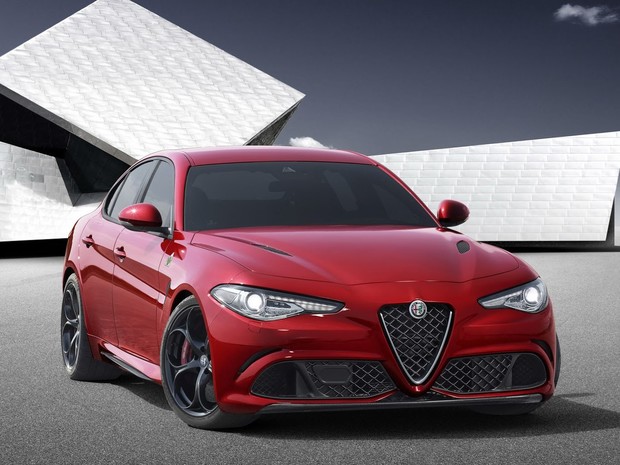 Продажи Alfa Romeo Giulia начнутся в сентябре