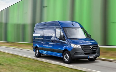 Разряд! Mercedes-Benz Sprinter перейдет на ток в следующем году