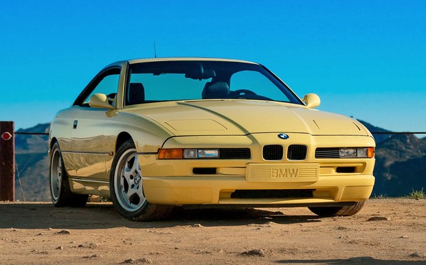 Редчайший BMW 850 CSi в цвете «желтый Дакар» продают в США
