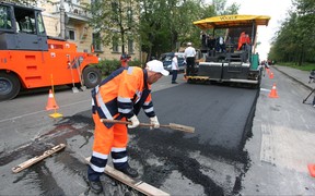 Ремонт 1 км дороги в Украине стоит в среднем 12,23 млн грн