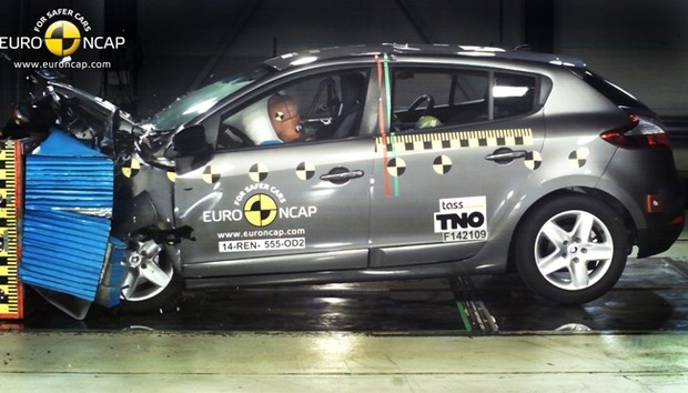 Renault Megane провалил краш-тесты Euro NCAP