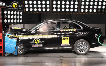 Седан Mercedes-Benz C-Class сдал краш-тест Euro NCAP на «пять»