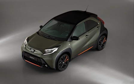 Серийный кроссовер Toyota Aygo X на первых фото: нет гибридов, есть цена!
