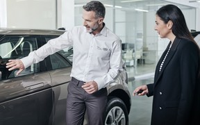 Сертифікація кузовного ремонту Jaguar Land Rover