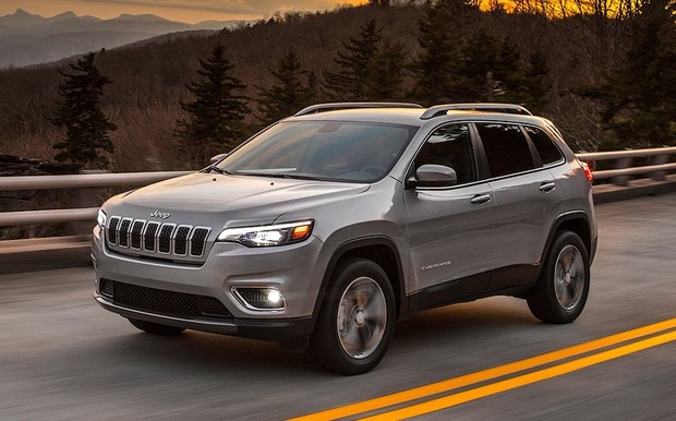 Шаг назад: компания Jeep представила обновленный Cherokee