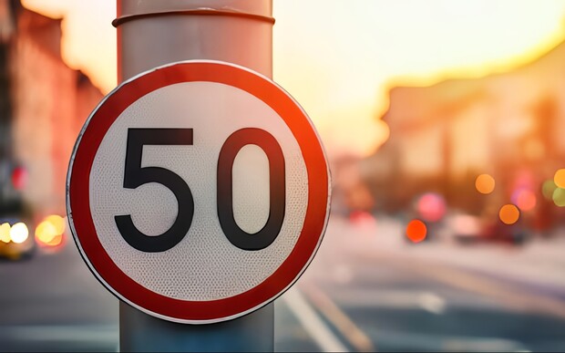 Швидкість на дорогах Києва повертається до 50 кілометрів на годину!