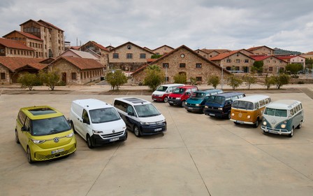 Сивина в бороду? VW Transporter святкує власне 75-ліття!