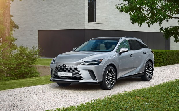 Скільки гривень за підзарядний гібрид Lexus RX 450h+?