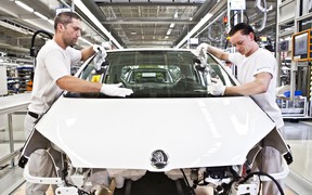 Skoda снизит затраты на производство кузовных деталей