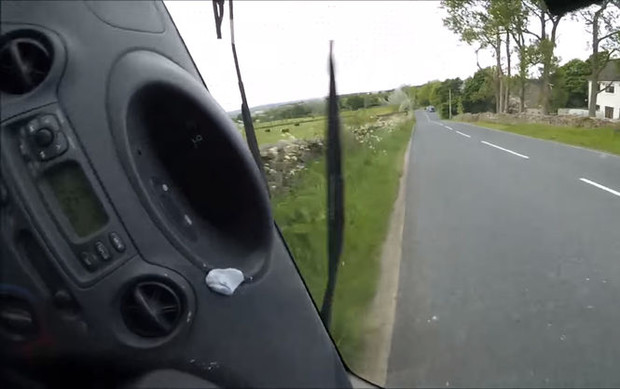 Спокойствие, только спокойствие: Как британский водитель отреагировал на ДТП