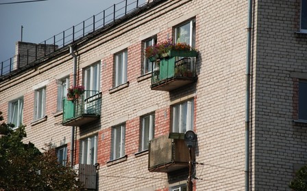 Стал известен средний возраст жилого дома в Украине