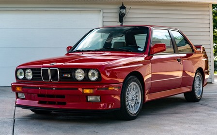 Старенькую BMW M3 оценили дороже новой M8