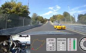 Старый конь: 11-летняя Mazda MX-5 обогнала Lamborghini Gallardo и BMW M5. ВИДЕО