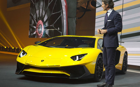 «Супербыстрый» Lamborghini Aventador прибыл в Женеву