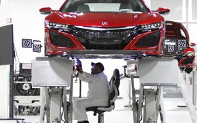 Суперкар Acura NSX встанет на конвейер в апреле