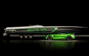 Свистать всех на Мерс! Купе Mercedes-AMG GT R уходит в море