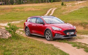 Тест-драйв Ford Focus Active. Научили новым фокусам?