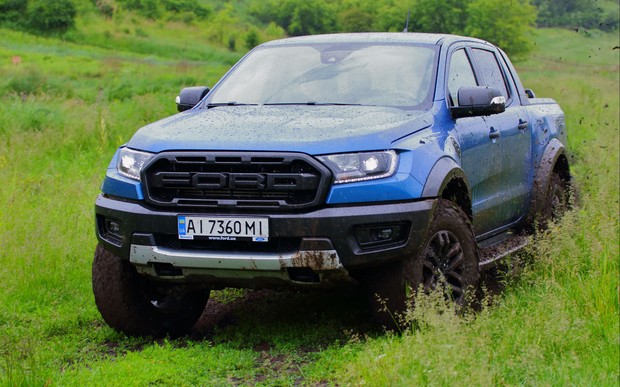 Тест-драйв Ford Raptor по бездоріжжю