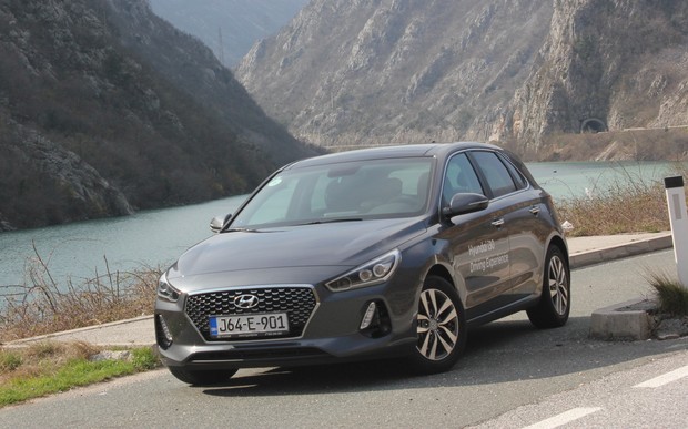 Тест-драйв Hyundai i30: Коренной европеец