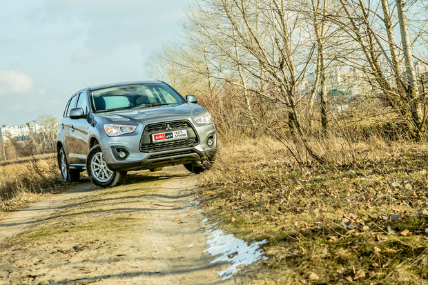 Тест-драйв Mitsubishi ASX: Внедорожные задатки