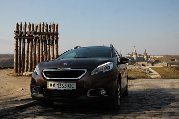 Тест-драйв Peugeot 2008