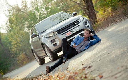 Тест-драйв Range Rover Evoque от дизайнера McLaren