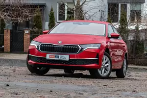 Тест-драйв Skoda Octavia. М’яка допомога чеському бестселеру