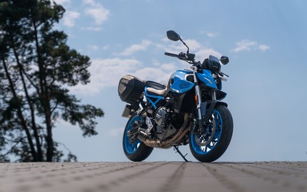 Тест-драйв Suzuki GSX-8S. Гарний початок без зайвого мотлоху