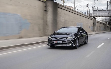 Тест-драйв Toyota Camry: на іншому рівні