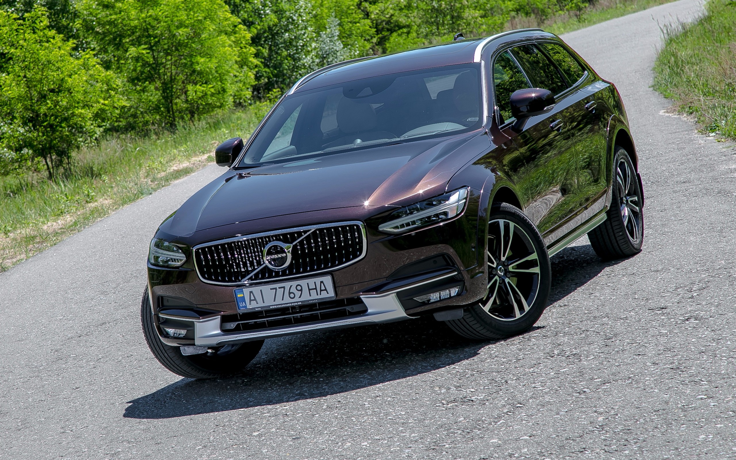 Тест-драйв Volvo V90 Cross Country. Кто здесь босс?