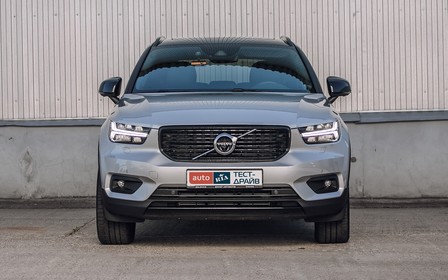 Тест-драйв Volvo XC40