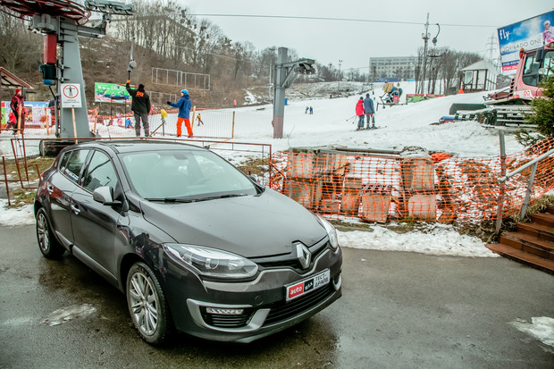 Тест-драйв: Зимовка с Renault Megane. Вместительность